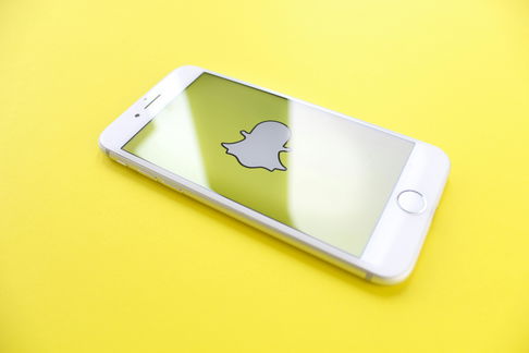 Snap punta su pubblicità e realtà aumentata