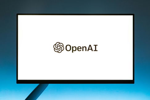 AI nel giornalismo: OpenAI si allea con Condé Nast