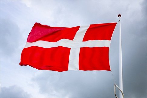 i media danesi minacciano di citare in giudizio OpenAI